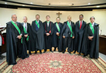 Procurador-Geral de Contas do MPCDF recebe Medalha “Grande Oficial” da Ordem do Mérito de Contas Ruy Barbosa